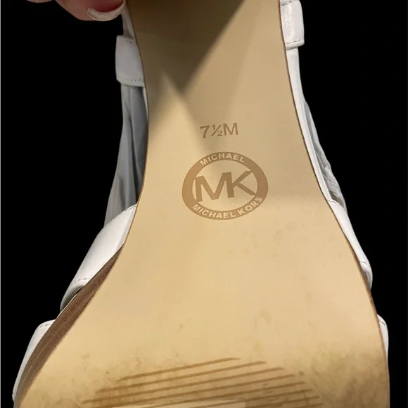 Michael Kors, Annalise, leather heels - Picture 8 of 11